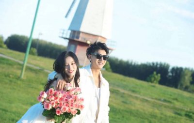 ​黄子韬说他对徐艺洋是隐忍的爱：我忍得很痛苦