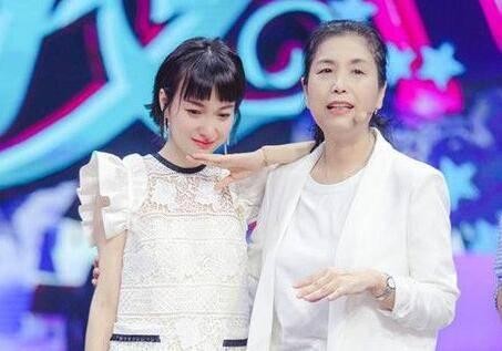 吴昕为什么那么有钱？深扒吴昕现在在哪个公司及个人资料家庭背景