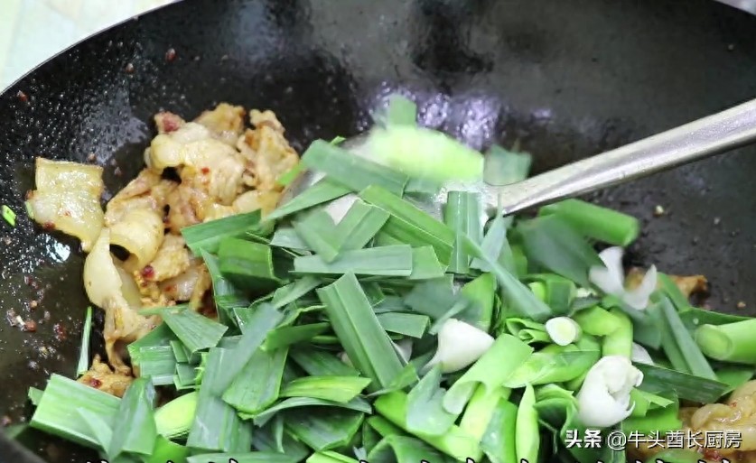 大厨教你爆炒回锅肉,原来只和大厨差一步,特别下饭好吃
