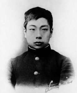 ​鲁迅先生到底有多矮？真的不到1米6？罕见生活照还原他的真实身高