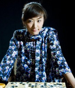 ​她是围棋界第一美女，择偶不能低于100万年薪引来争议，她是谁？