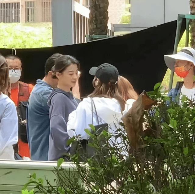 周冬雨个人资料简介(周冬雨4段恋情介绍)