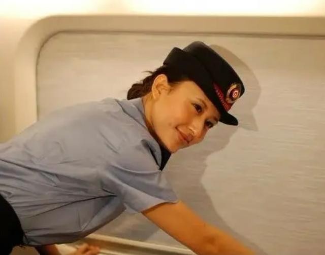 张蕾个人资料(张蕾被杨帆暗恋8年无果)