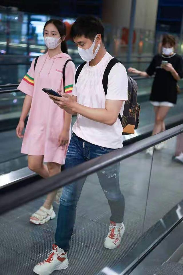 杨天真反对任何艺人公开恋情(杨天真否认签孙一宁)(2)