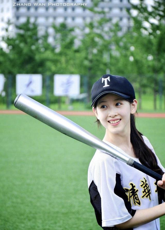 杨天真反对任何艺人公开恋情(杨天真否认签孙一宁)(11)