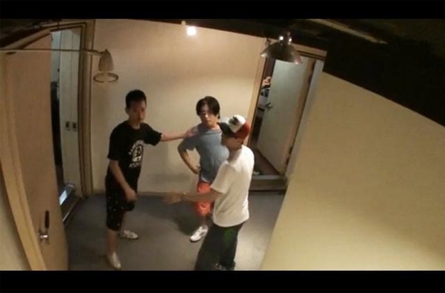 袁惟仁鲍春来介绍(袁惟仁暴打世界冠军鲍春来)