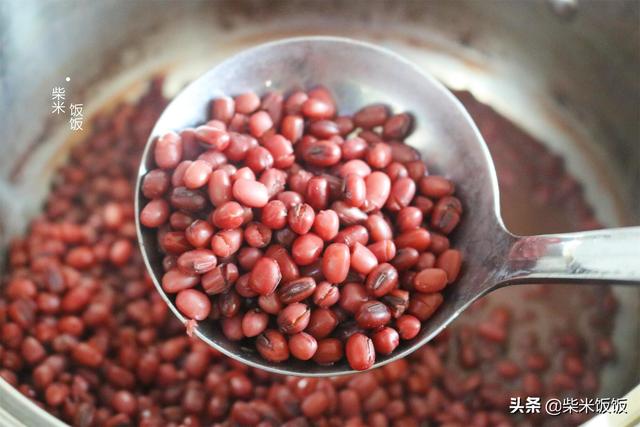 云南小酥红豆怎么做（夏天必做的网红小吃）(5)