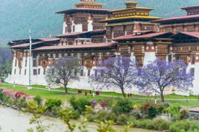 不丹困局:做印度的“提线木偶”,还是当中国的“雪域伙伴”?