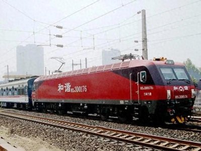 西宁到北京才两千公里的路程,为啥Z152次火车却还要运行24小时