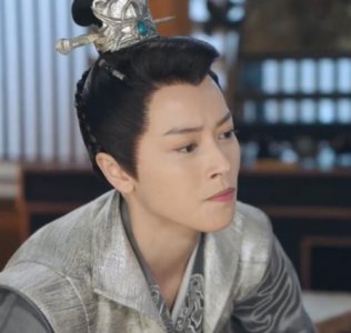 ​小女花不弃莫若菲喜欢谁 莫若菲小说最后和谁在一起了