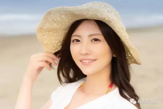 当着老公的面出道的木下凛凛子写真分享,成熟的大姐姐!