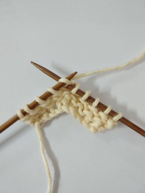 粗毛线手工编织围巾教程,简单美观,高清图解说明