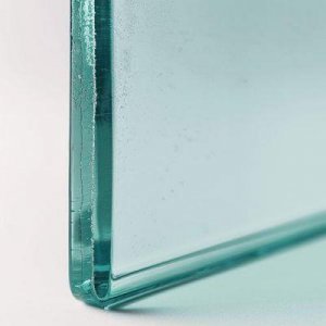 ​吴亦凡恋情疑云浮现，他的女友究竟是谁？一起揭秘！