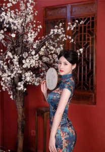 古典韵味,性感绽放:旗袍美女写真,优雅大方扣人心弦!