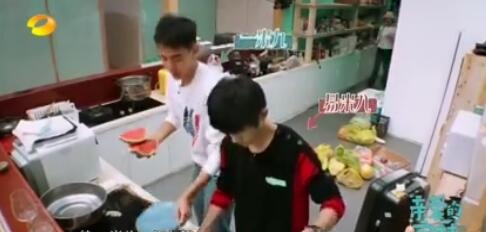 为什么叫易烊千玺(易烊千玺原名叫什么名字) 易烊千玺 第1张