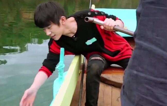 为什么叫易烊千玺(易烊千玺原名叫什么名字) 易烊千玺 第2张