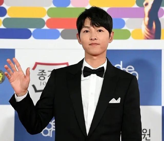 宋仲基对宋慧乔很强势(宋慧乔和宋仲基)