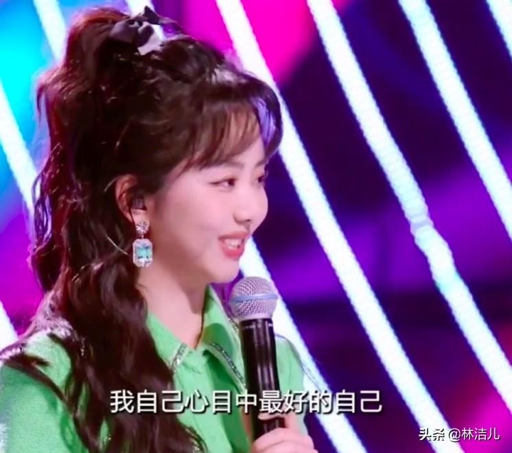 被谭松韵的“素颜杀”美到了，怼脸拍皮肤太好，她真不是大学生？