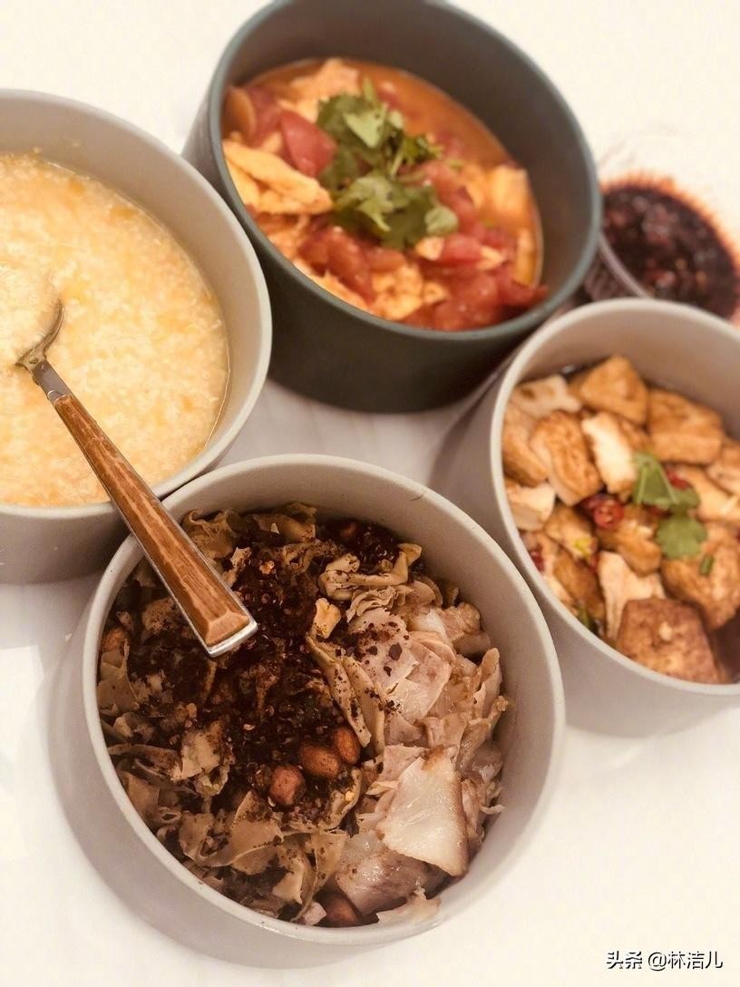 被谭松韵的“素颜杀”美到了，怼脸拍皮肤太好，她真不是大学生？