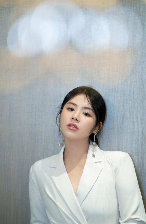 王俊凯新片挑战野孩子形象,此前暴瘦20斤,将与影后马思纯合作