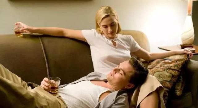 小李子和凯特谈过恋爱吗(小李子和凯特饰演夫妻入戏太深)