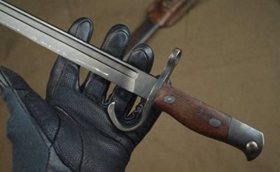 为什么两军交战,子弹打光后,双方会默契地拼刺刀