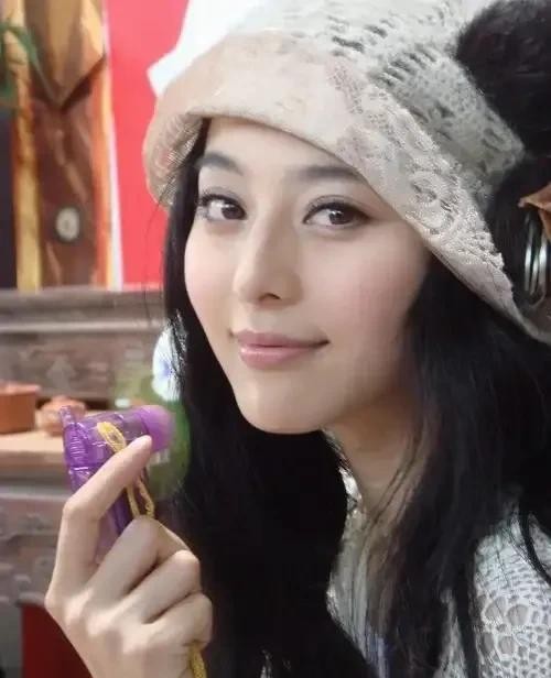 李晨心形石头什么梗(范冰冰现任男友曝光)