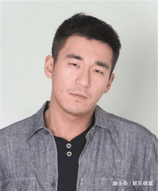 她为拍戏与老师发生关系?张默因此暴打她,时隔多年爆出真相