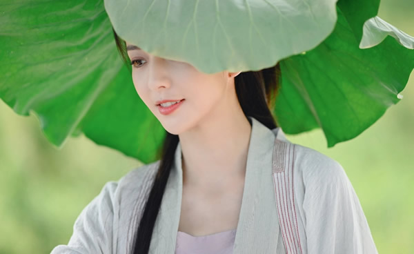 佟丽娅个人资料哪里人 气质美女作品