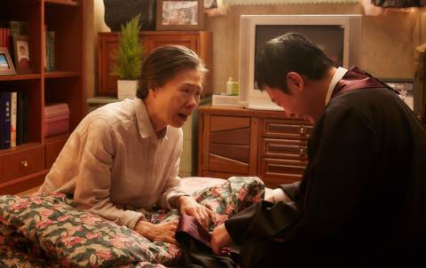 与神同行影评(与神同行影评观后感)