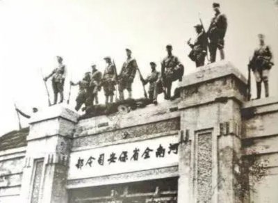 豫东战役:粟裕下了一盘“深不可测”的棋局,彻底打破了中原僵局