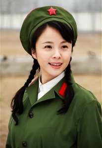 19岁爱上41岁刘威,同居7年男友“失踪”,她如今怎样了?