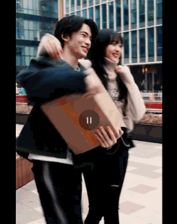 孙千粉色袜子(大长腿肉脸甜妹孙千被拍与男子紧抱)(82)