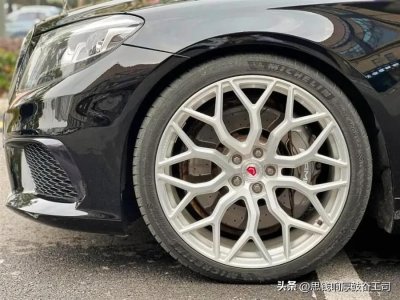 奔驰s65AMG最稳重的一代顶级元首座驾!此后再无s级!