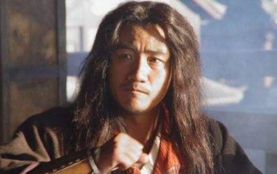 萧峰的武功不如张无忌?大错特错!他是降龙十八掌真正创立人