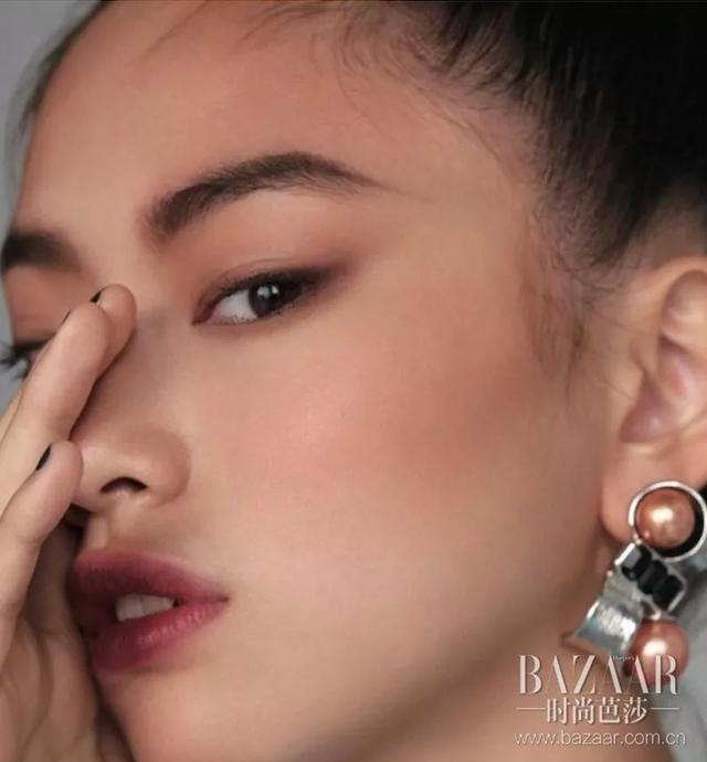 电眼少女(不要再散发魅力了)(13)