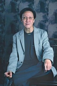 向华强弟弟向华胜,患癌离世8年后,无儿无女的妻子,现状如何了