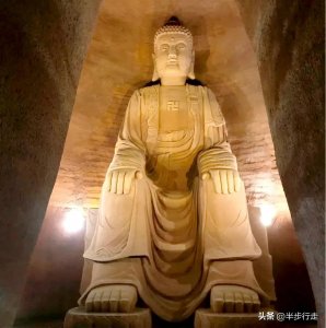 看乐山大佛,别误闯东方佛都