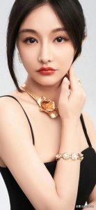 身似骄阳——韩懿莹全图写真合集