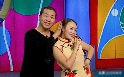 回首往昔,演员王小利和妻子李琳年轻时的照片,让我们铭记在心