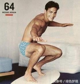 因《战狼2》成为今年中国最红的老外，却是个被动作戏耽误的鲜肉