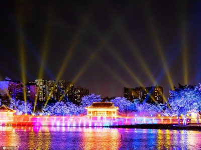 广州网红灯光秀重新登场 展现岭南文化风情