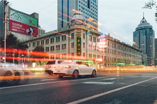 哈尔滨最具俄罗斯风情——果戈里大街,拥有百年历史建筑和美食