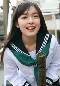 日本九五后女星矢作穗香,刘亦菲日本分菲!