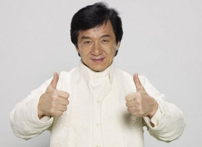 成龙自传揭秘众多“黑历史”,在书中坦言出轨,直言犯过的错