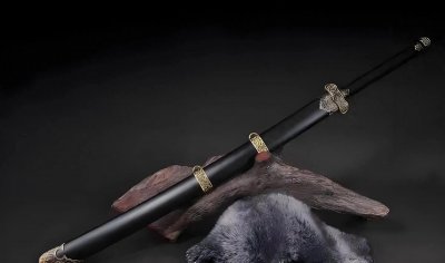 世界上最恐怖的刀,令人胆寒的屠城黑金。