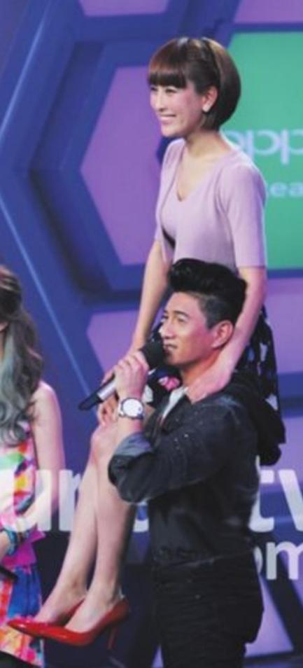 马苏怎么评论李小璐(34无戏可拍)(34)