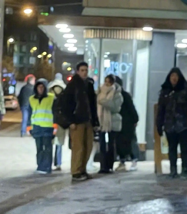 一把子期待了!吴磊赵今麦芬兰拍摄同框路透