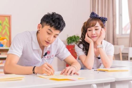 范世琦张檬现在的关系,范世琦微博称等张檬,范世琦回应与张檬分手