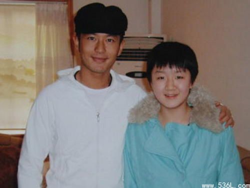 乒乓球陈梦家庭背景父亲是谁和黄晓明什么关系,黄晓明不承认陈梦